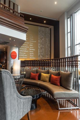 Χώρος καθιστικού στο Grand Hotel Vientiane