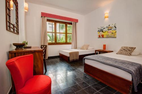 Postel nebo postele na pokoji v ubytování Mad Monkey Hostel Phnom Penh