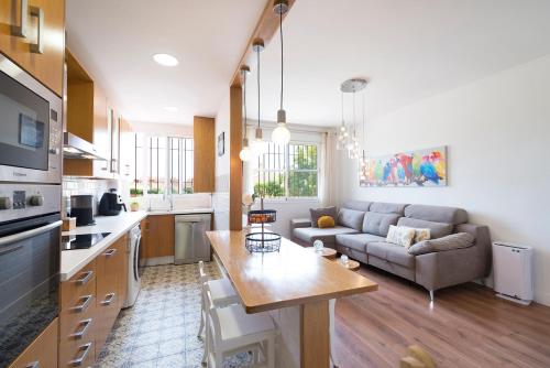 BrisaMar I en segunda línea de playa & priv parking