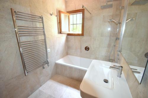 Ванна кімната в Casa Liberty Javea