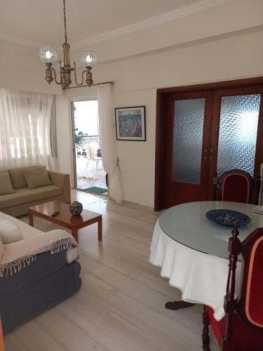 Ekie Apartment with sea view