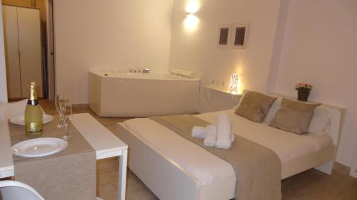 Cozy Rooms - BAÑERA HIDROMASAJE, Valencia – Precios ...