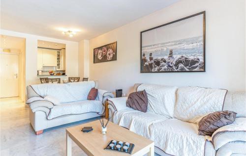 Posedenie v ubytovaní Beautiful Apartment In Benalmádena