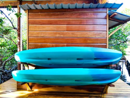 Posezení v ubytování Bahia Coral Lodge