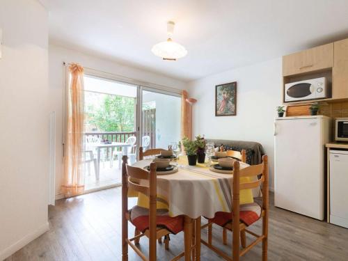 Appartement 4 pers à Saint-Lary village, quartier thermal, proche télécabine, parking privé - FR-1-296-374