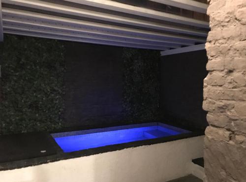 Pequeño Alojamiento con Mini Piscina - NO climatizada