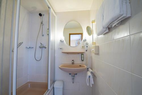 Ένα μπάνιο στο Hotel Hegenbarths