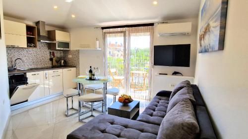 Apartments Pinezić – Photos 4