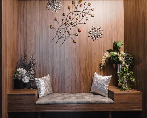 カリマネシュティ・カシウラタにあるHotel Bloomのギャラリーの写真