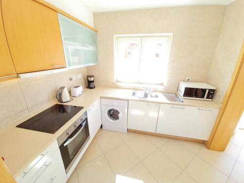 Cabanas Gardens T2 Penthouse with Pool and fantastic views - WPCG19