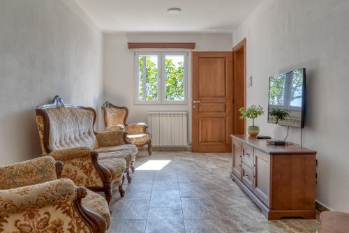 Galeriebild der Unterkunft Old stone villa Vrba in Sveti Stefan
