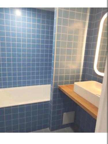 Koupelna v ubytování Petit appartement de charme vue mer