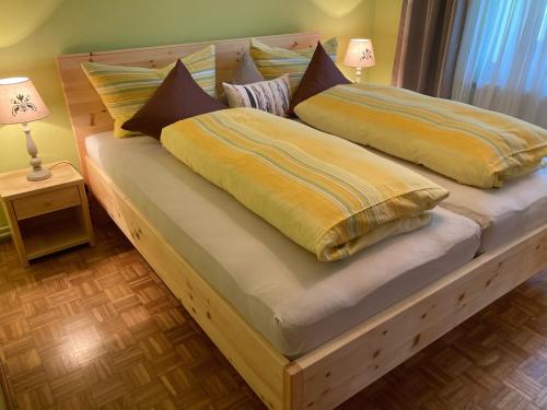 Katil atau katil-katil dalam bilik di Ferienhaus Dreiländereck