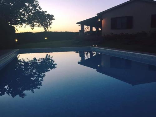 Der Swimmingpool an oder in der Nähe von Le Siepi