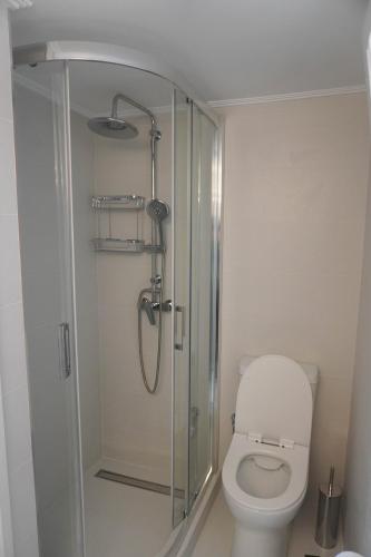 Konstantinos Stylish Brand New Apt in the heart of Athens