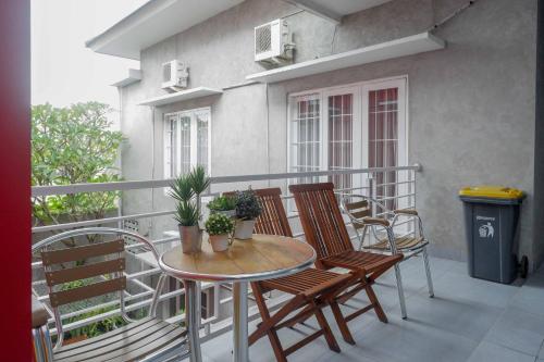 Gallery image of Sans Hotel Absari Yogyakarta in Durenan