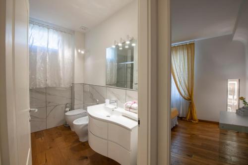 Cherubini Apartment by Mamo Florence