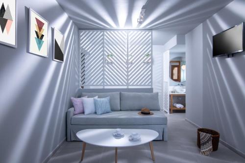 Μια τηλεόραση ή/και κέντρο ψυχαγωγίας στο Villa Elite "by Checkin" Adults Only