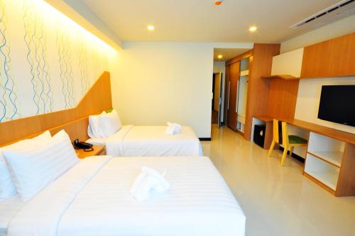 42C The Chic Hotelにあるテレビまたはエンターテインメントセンター