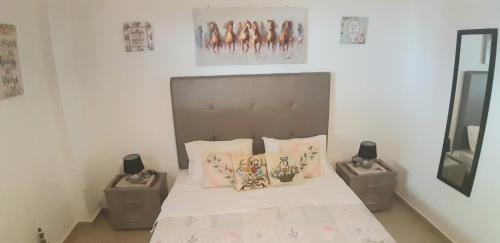 Gallery image of Maria Lemoni swimming pool apartment in Nea Skioni