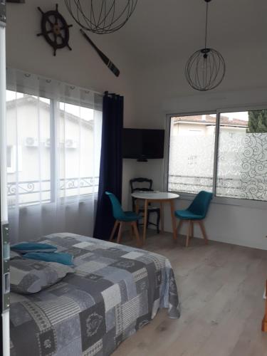 Joli studio entre la mer et la ville