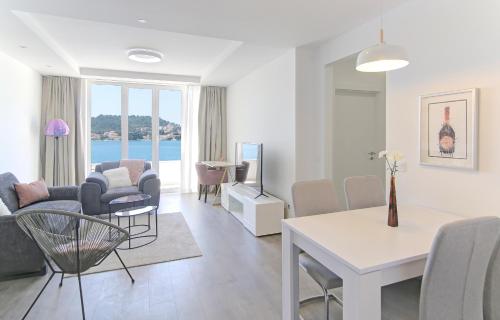 Ruang duduk di Seaside Apartment M Zaton 4 -SeaView and Parking