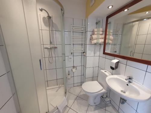 Ванная комната в Hotel Dlugie