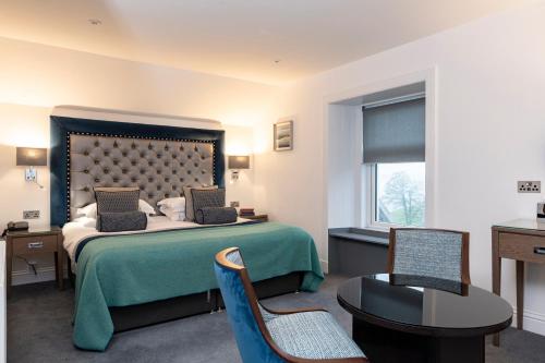 Katil atau katil-katil dalam bilik di Skeabost House Hotel
