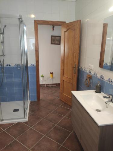 Ett badrum på Casa rural Villa Miradri