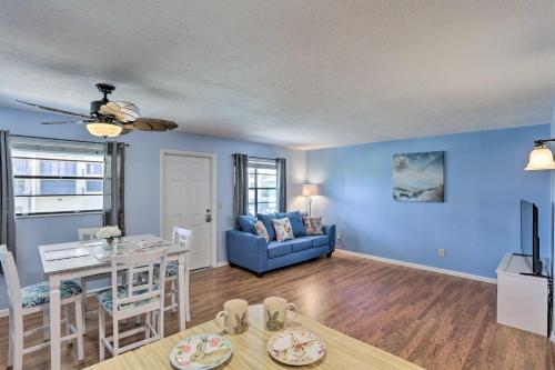 Gorgeous Fort Pierce Condo Steps to Water!