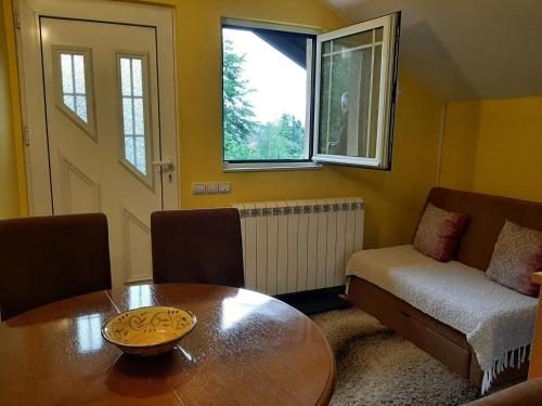 兹拉蒂博尔Apartments Junior的相册照片