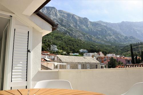Nespecifikovaný výhled na hory nebo výhled na hory při pohledu z apartmánu