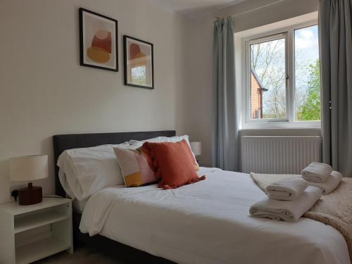 Gallery image of Cheerful 1 private room-ensuite with free parking in Silverdale