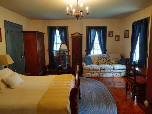 1805 House Bed & Breakfast – Photos 5