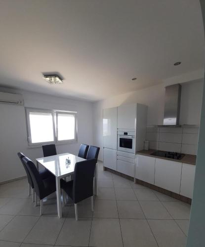 Kike apartment