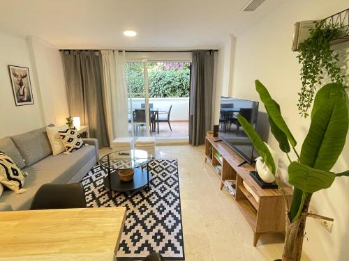 Marbella Pleasant Duplex by Elviria Las dunas beach