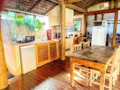 A cozinha ou cozinha compacta de Casa da Arquiteta Guest House