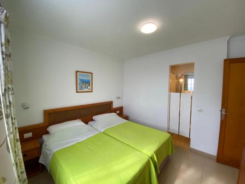 Postel nebo postele na pokoji v ubytování Atalaya Apartment Vista Mar