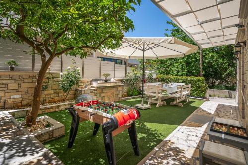 Vasili's Home - 5 Min from the City Ceter