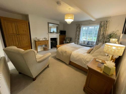 Gallery image of St Leonards Farmhouse in Blandford Forum