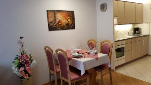 Kuchyň nebo kuchyňský kout v ubytování Lärchenwald 406