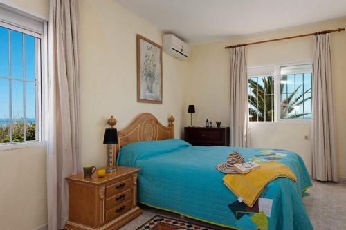 Postel nebo postele na pokoji v ubytování Villa Pedrosol by Villa Plus