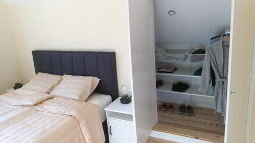 Postel nebo postele na pokoji v ubytování Holiday Home Lož