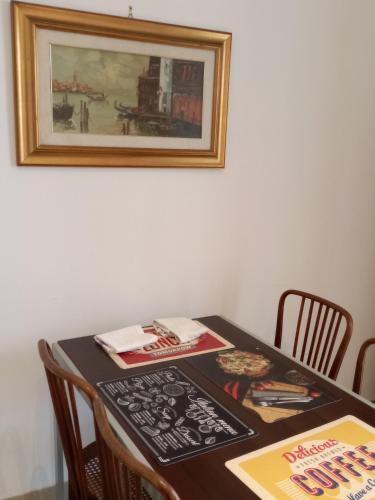 GIANNA HOUSE photo 31