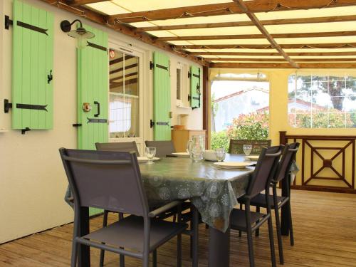 Charmante maison bois avec piscine chauffée, climatisation et jardin - 4 couchages, St-Pierre-d'Oléron - FR-1-246A-132