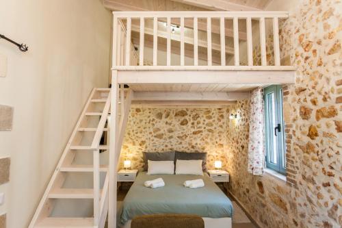 Foto Casa Athelia: Traditional Home, Local Neighborhood 1