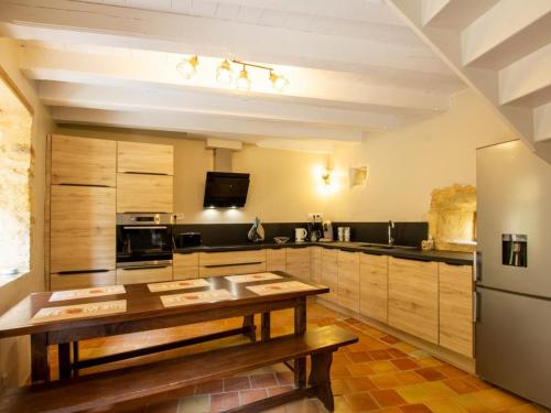 Zdjęcie z galerii obiektu Charmante maison périgourdine avec piscine chauffée, idéalement située près de Sarlat. - FR-1-616-264 w mieście Saint-Crépin-et-Carlucet