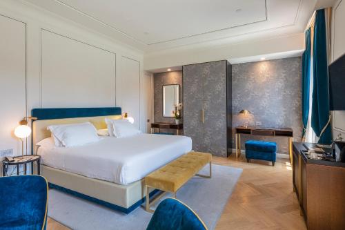 H10 Palazzo Canovaにあるベッド