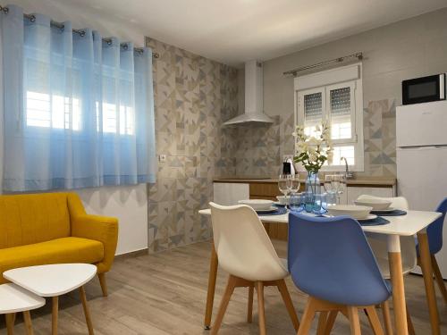 Apartamento Conil - Casa Gallardo cerca de la Playa y Centro - Sólo Parejas o Familias