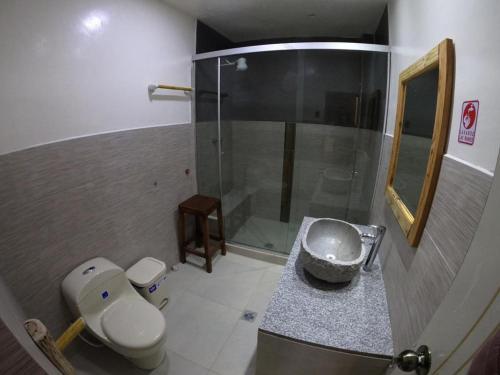 HOTEL CASONA DE SAL tesisinde bir banyo